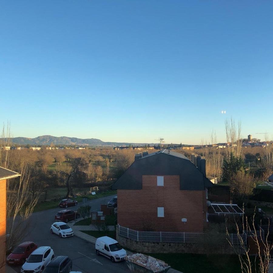 Guadarrama, Atico Nuevo Con Espectaculares Vistas Apartment Bagian luar foto